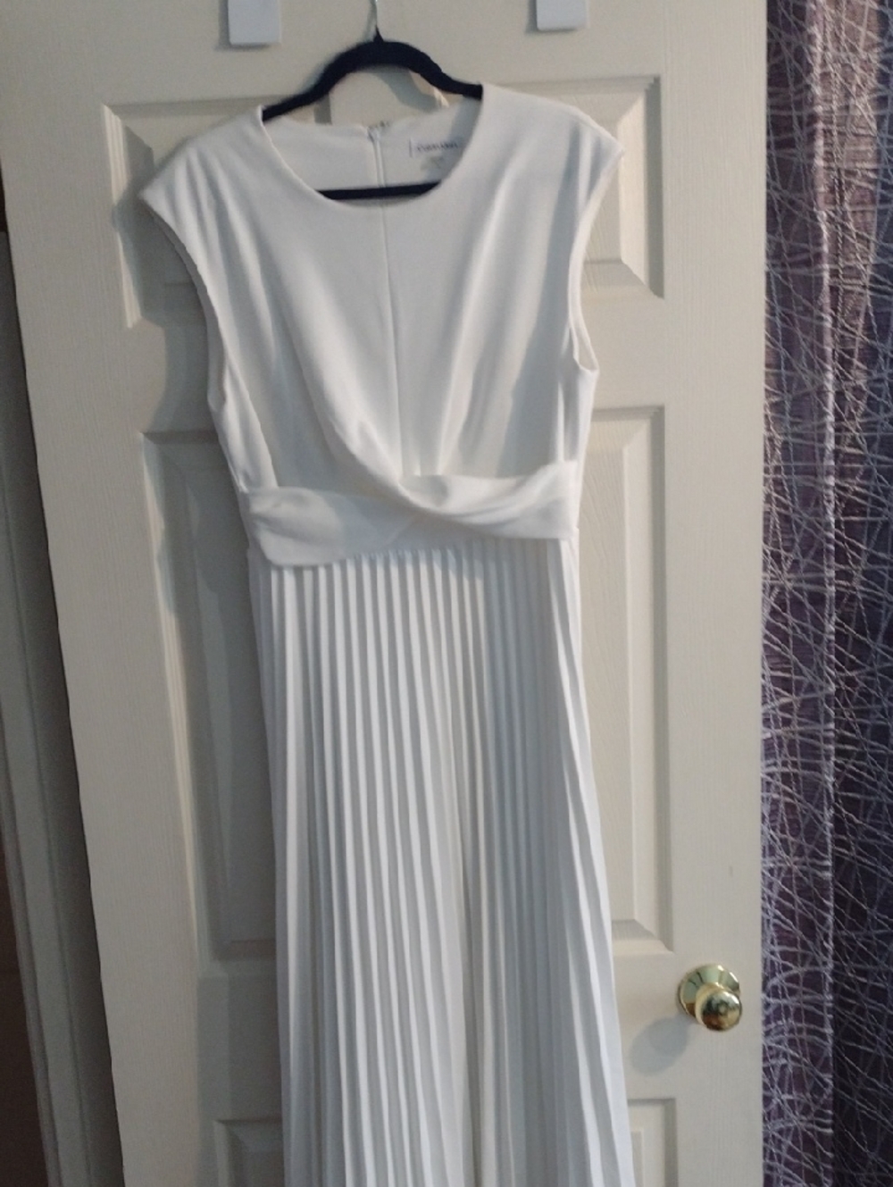 Calvin Klein White Sleeveless Pleated Maxi Dress